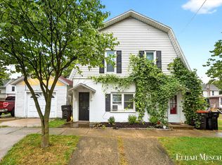 121-125 Church St SE, Caledonia, MI 49316