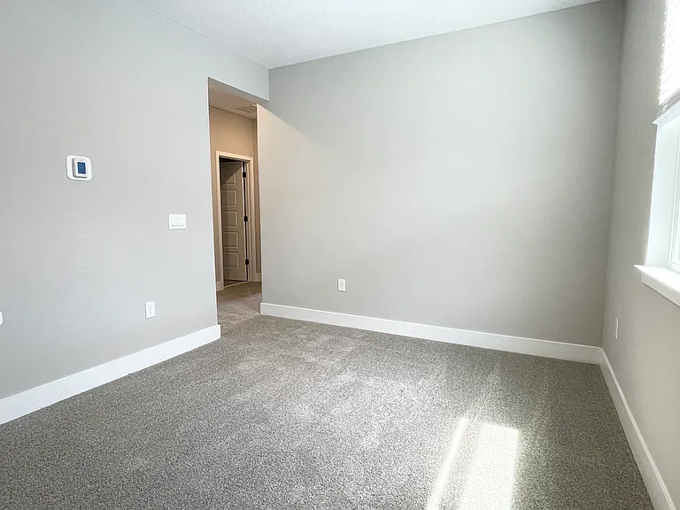 14086 Frasier St — Photo 11