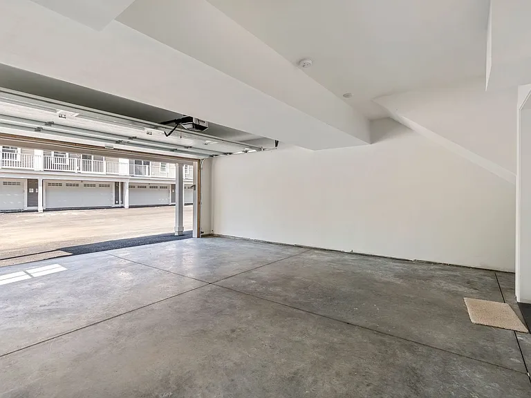 3400 Lafayette Rd — Photo 20