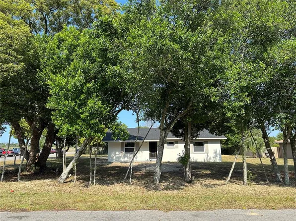19705 E 5th St, Umatilla, FL 32784