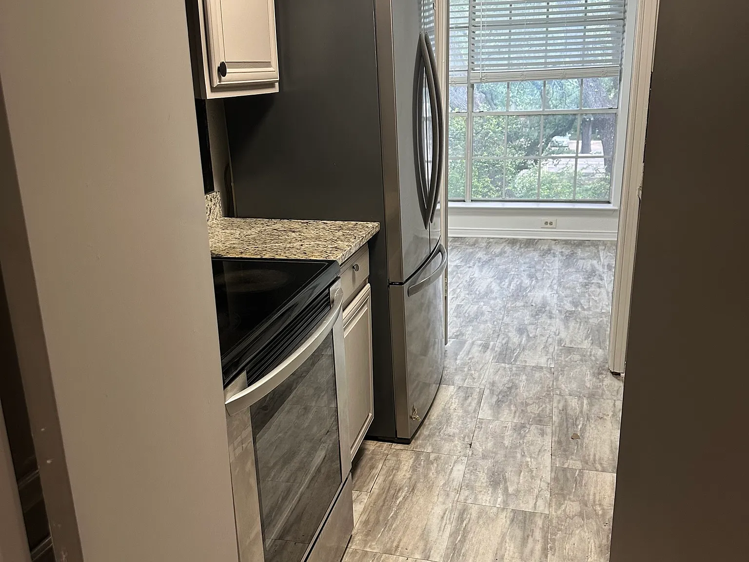 2 bed, 865 sqft, $1,400 — Photo 4