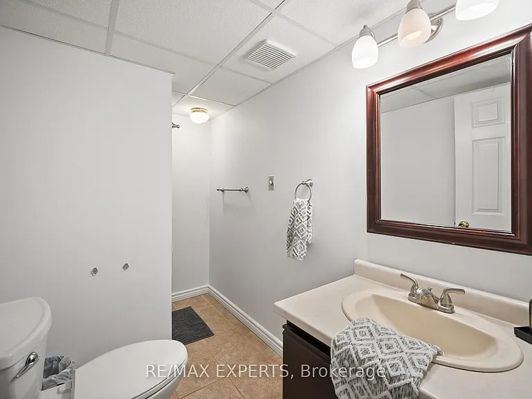11 Penton Dr — Photo 21