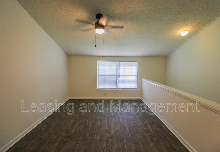 2494 Etiwan Ave #3-C — Photo 5