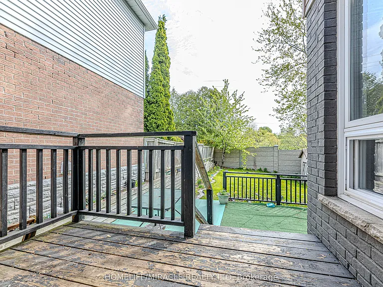 851 Bennett Ct — Photo 19