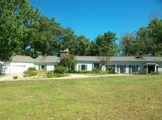 56325 Dailey Rd, Dowagiac, MI 49047