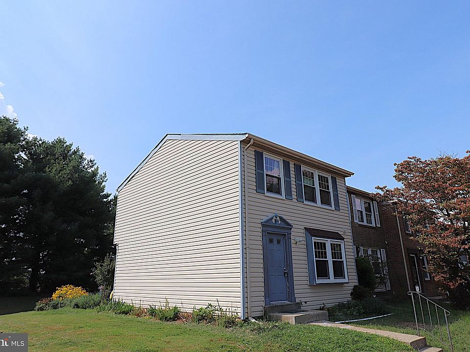 1st image of 11 Mountain Laurel Ct