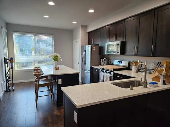 12909 20th Dr W Unit D, Everett, WA 98204