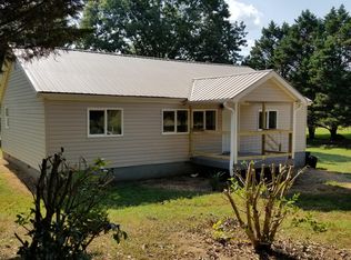 35 Lillie Bell Ln, Murrayville, GA 30564