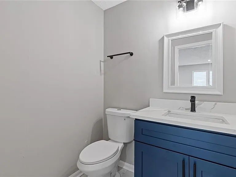 1111 Pin Oak Dr — Photo 14