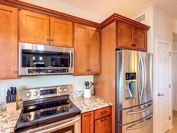 2nd image of 655 W Vistoso Highlands Dr