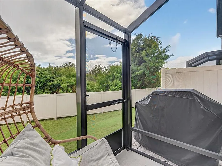 2419 Foggy Creek Cir — Photo 34