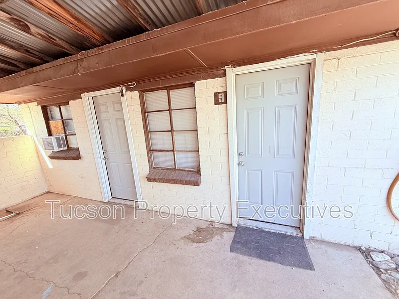 1 bed, 1.0 bath, 350 sqft, $850 — Photo 2
