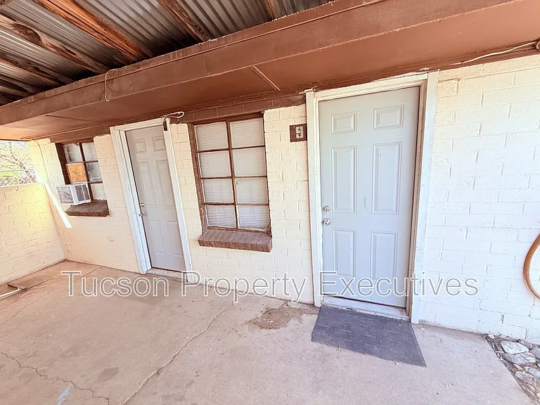 3274 E Benson Hwy #9 — Photo 2