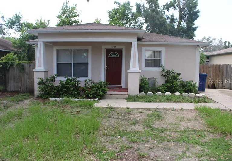 3208 E Mohawk Ave — Photo 1