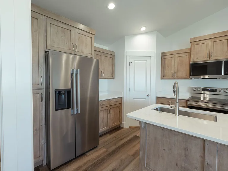 3717 Razor Cir — Photo 6
