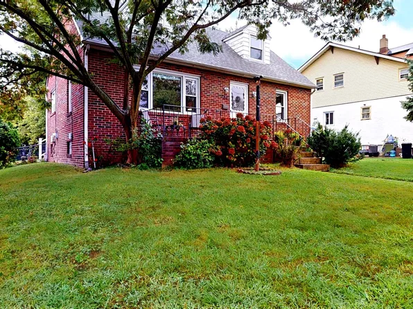 249 Parker Ave, Woodlynne, NJ 08107