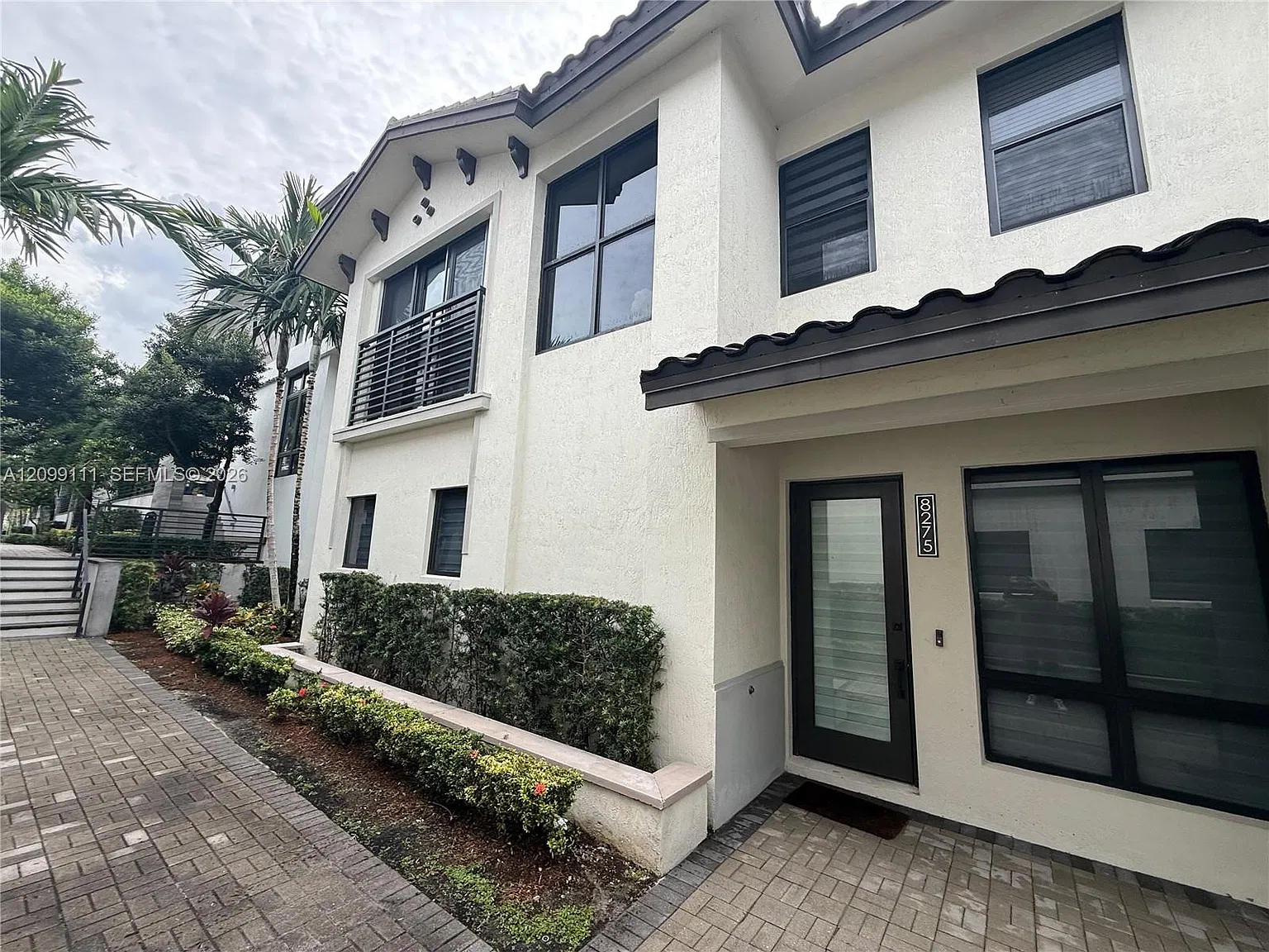 Downtown Doral South Phas — Photo 3