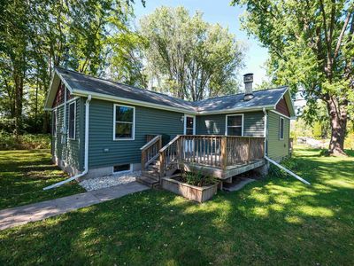 8096 Channel Ln, Omro, WI, 54963