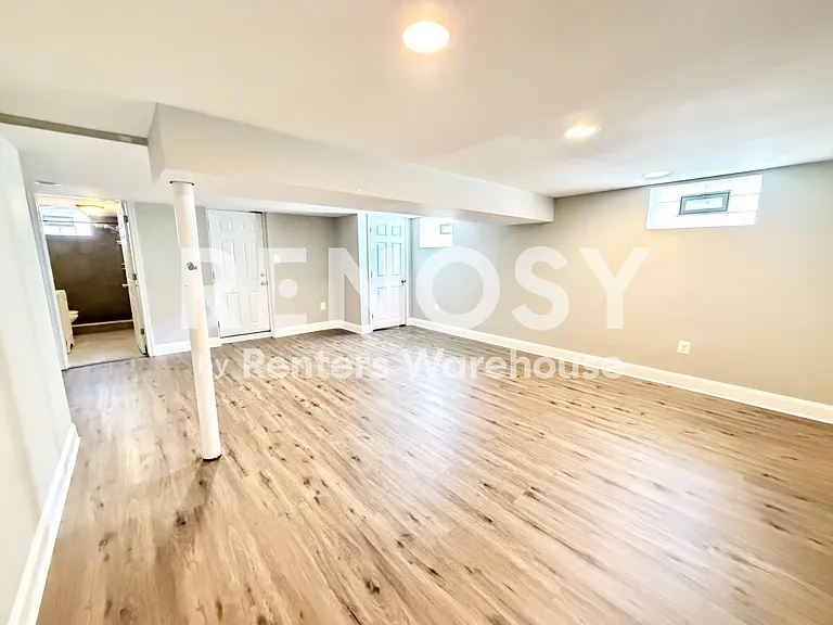 601 Warwick Rd — Photo 36