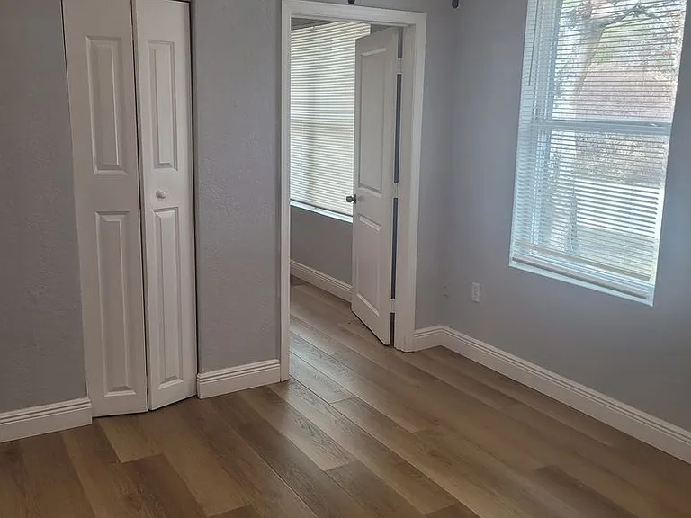 1320 Oleander Ave — Photo 32