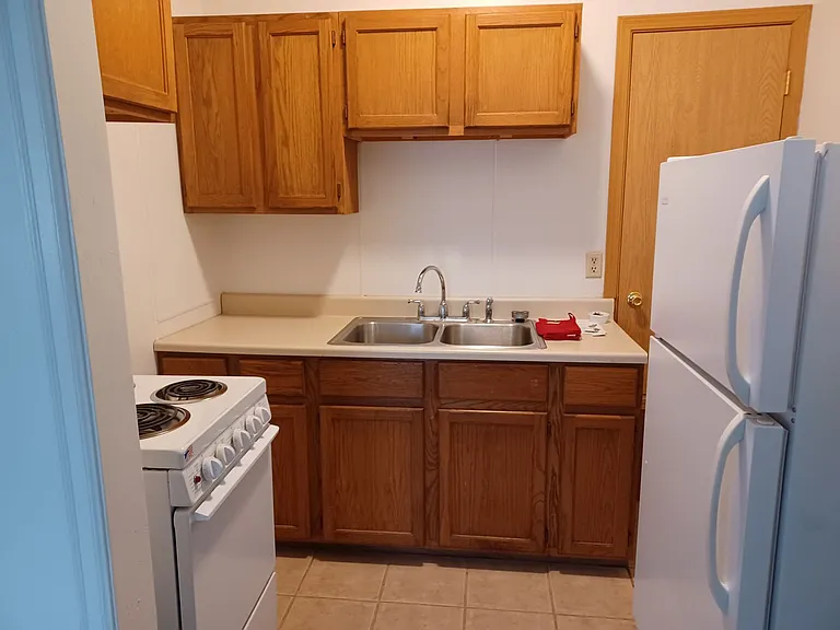 616 Front St — Photo 15
