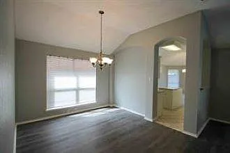 2932 Dover Dr — Photo 17
