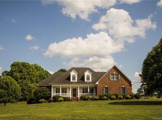 422 Miller Farm Rd, Statesville, NC 28625