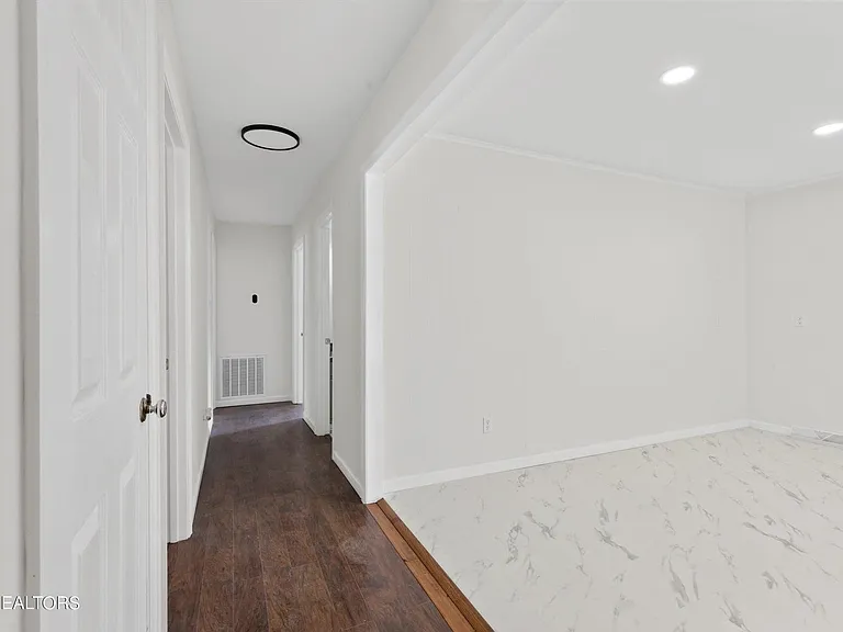 3037 Marvin Cir — Photo 7
