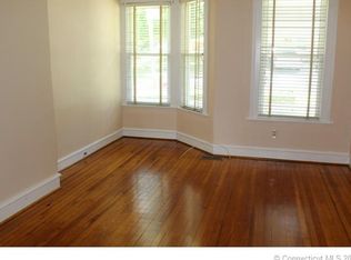 90 Rockwell St, Winsted, CT 06098