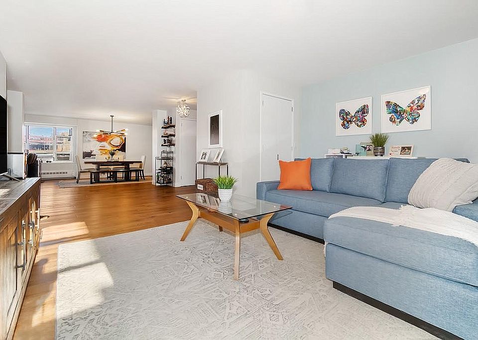 1st image of 568 Grand St APT J802