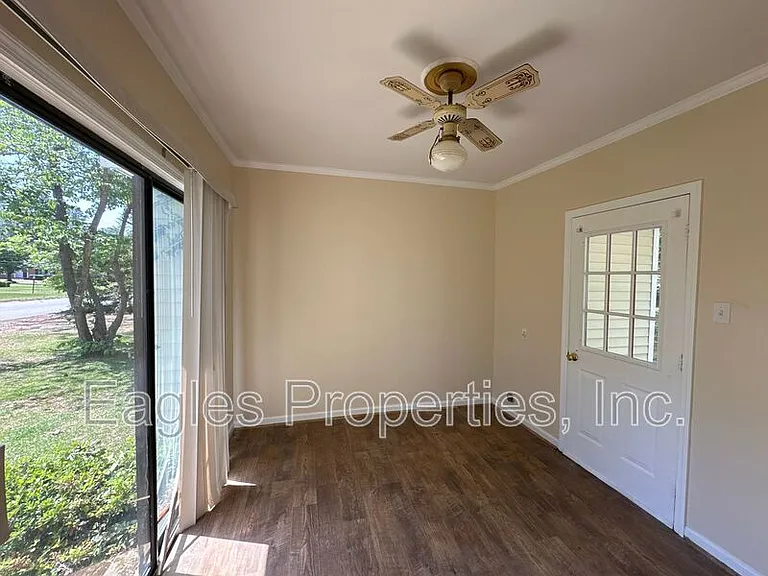605 S Oleander Ave #B — Photo 13