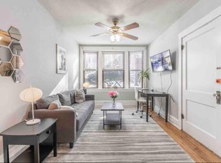 1246 W Nelson St APT 2, Chicago, IL 60657