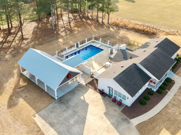 250 Savannah Hill Rd, Dunn, NC 28334