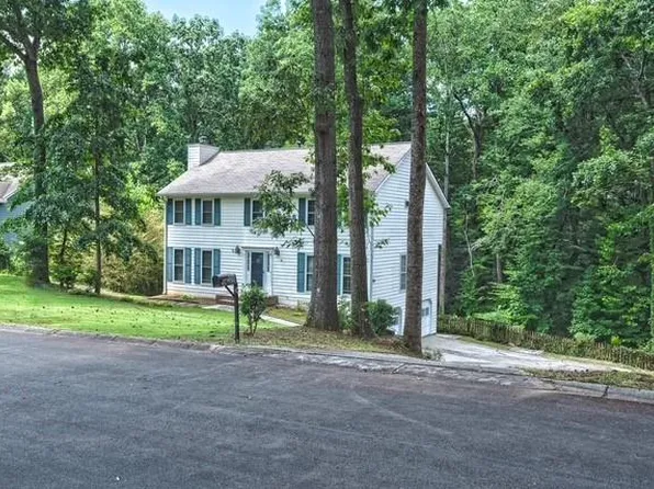 26 Flint Ridge Dr SE, Mableton, GA 30126