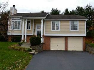 335 Haldeman Dr, Cranberry Twp, PA 16066
