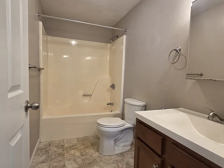 701 S Putnam St — Photo 9