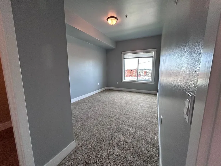 1015 Railroad Ave #412 — Photo 11