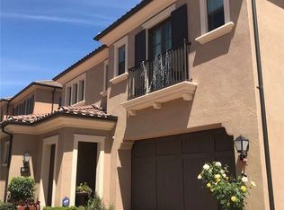 203 Canvas, Irvine, CA 92620