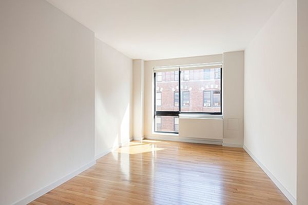 1st image of 537 W 27th St APT 5H