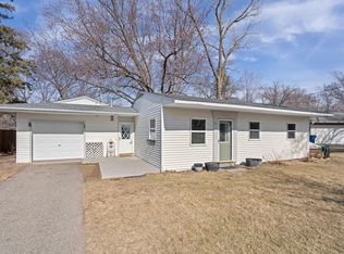 11 West Rd, Circle Pines, MN 55014