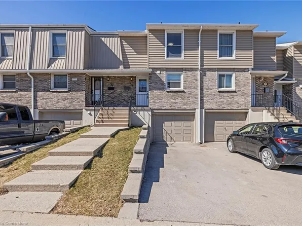 10 Angus Rd #138, Hamilton, ON L8K 6K3