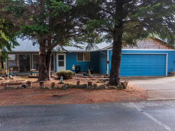 175 Seagrove Loop, Lincoln City, OR 97367