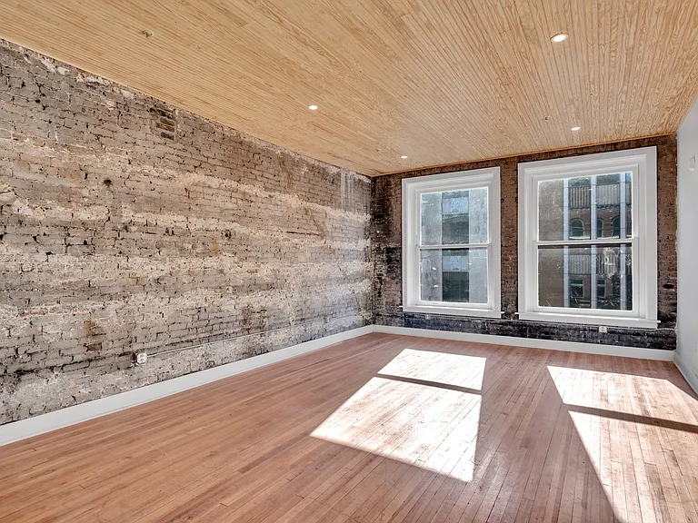 Theatre Lofts — Photo 13