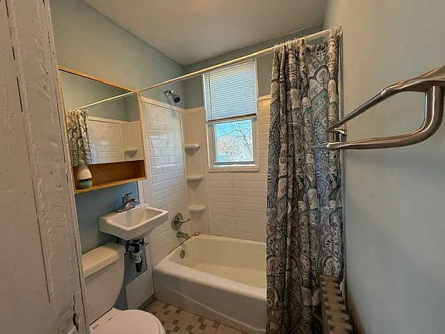 1 bed, $2,000 — Photo 4