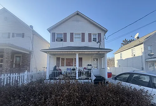247 Belmont St #2 Photo 1