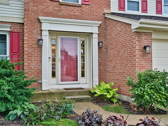 4th image of 2628 Renwick Way