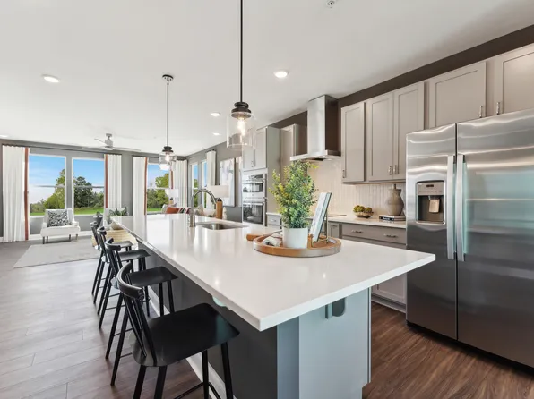 168 N White St Unit 200, Wake Forest, NC 27587