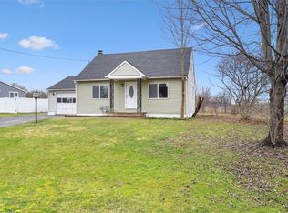 5573 Louis Ave, Brewerton, NY 13029