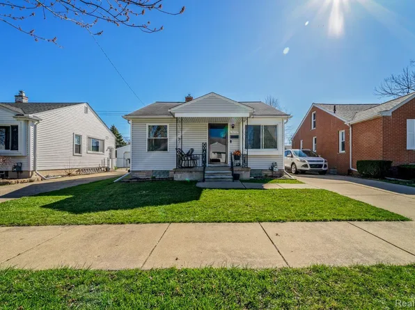 3451 15th St, Wyandotte, MI 48192