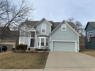 14662 W 152nd St, Olathe, KS 66062